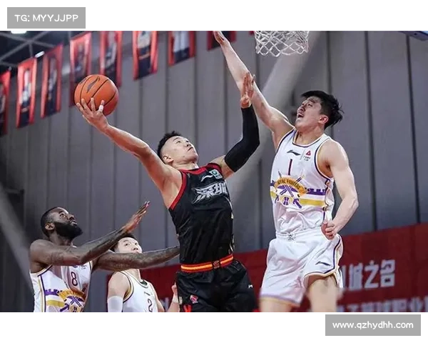 关键时刻替补球员挺身而出展现逆转力量成为球队胜利关键因素